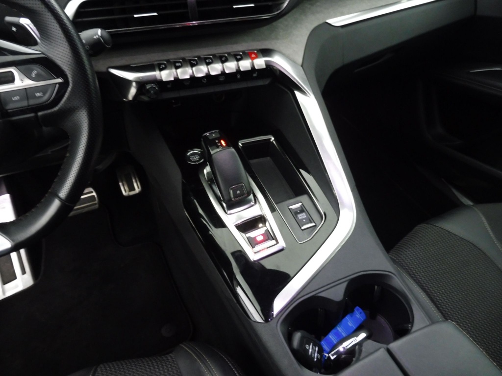 PEUGEOT 3008 1.5 BLUEHDI 130CH S&S GT EAT8 - ref: 73453 - Photo 14