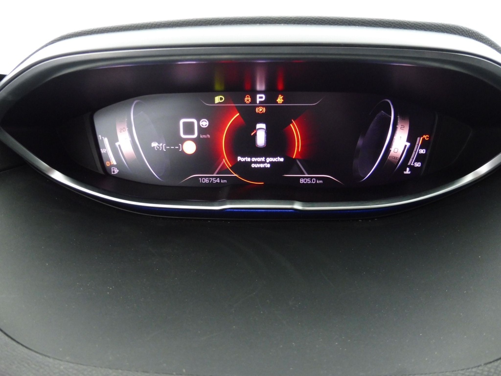 PEUGEOT 3008 1.5 BLUEHDI 130CH S&S GT EAT8 - ref: 73455 - Photo 9