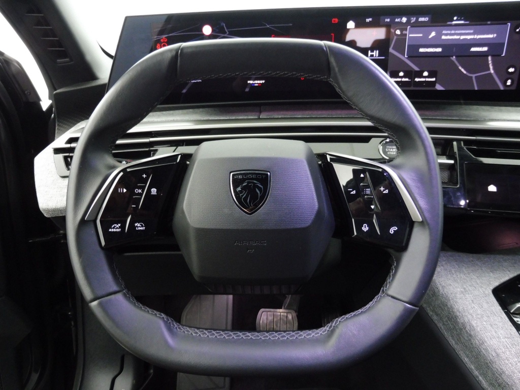 PEUGEOT 3008 1.2 HYBRID 145CH ALLURE E-DCS6 - ref: 73580 - Photo 17