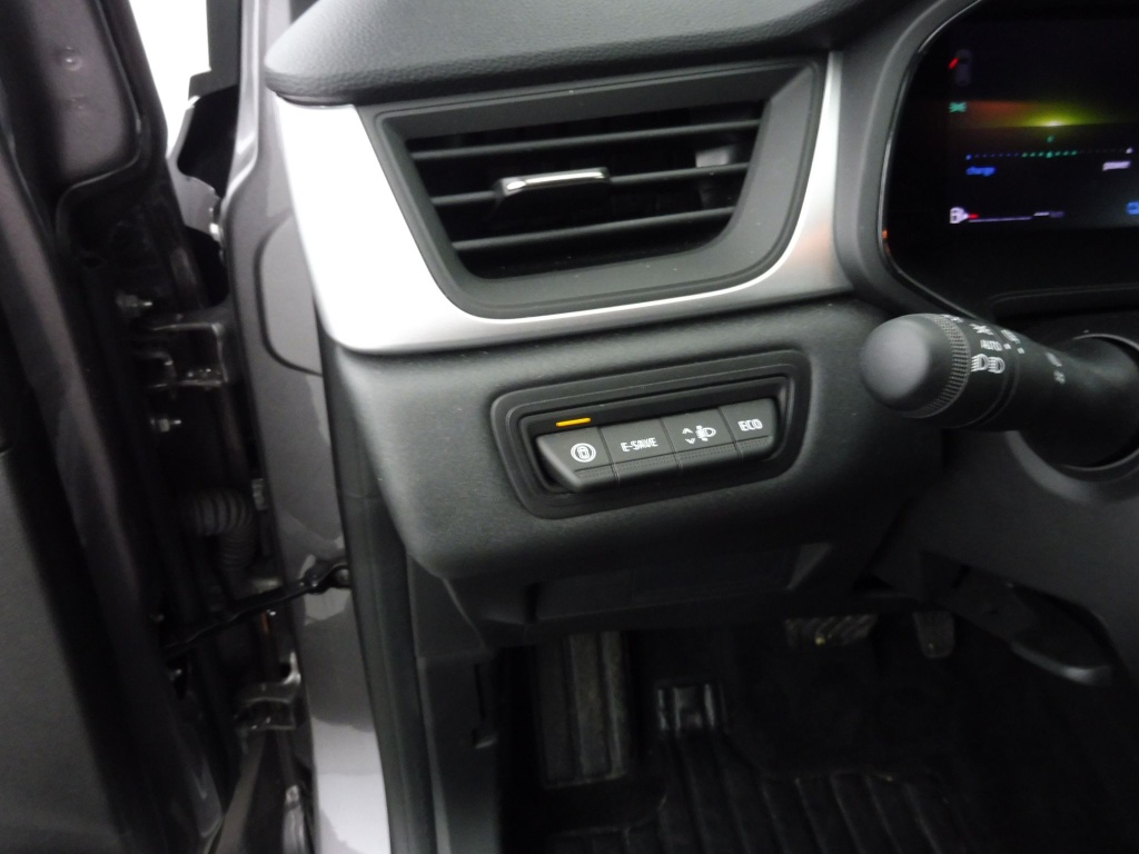 RENAULT Captur 1.6 E-TECH FULL HYBRID 145CH EVOLUTION - ref: 73999 - Photo 8