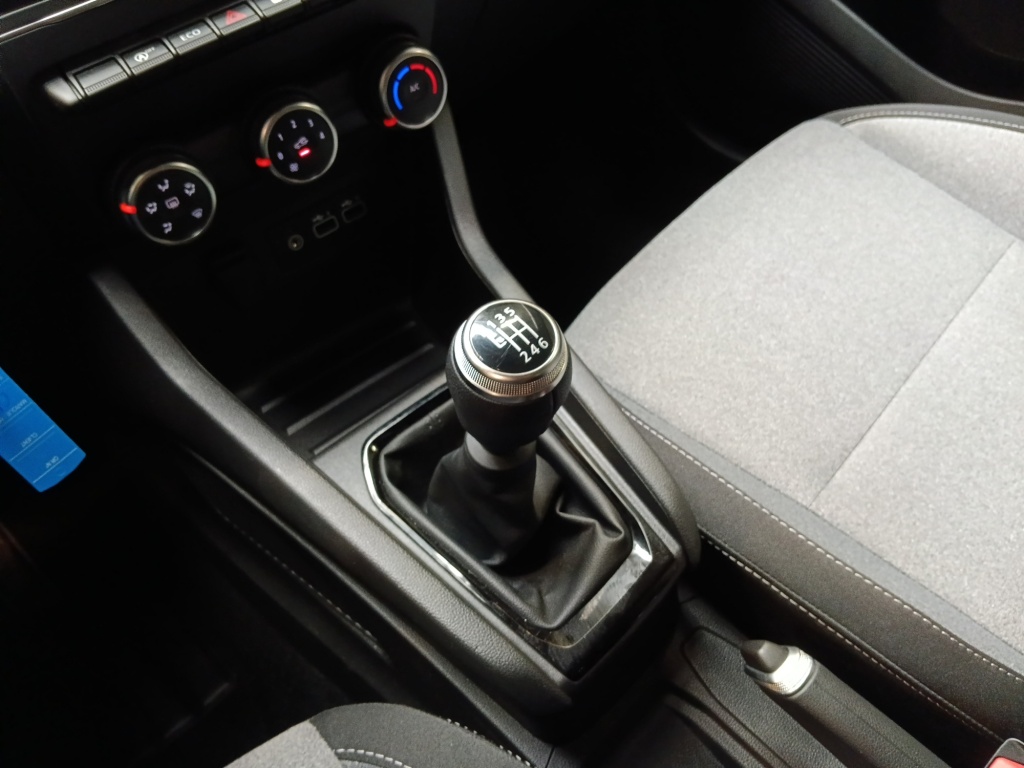 RENAULT Clio 1.5 BLUE DCI 100CH EVOLUTION GSR2 - ref: 72453 - Photo 15