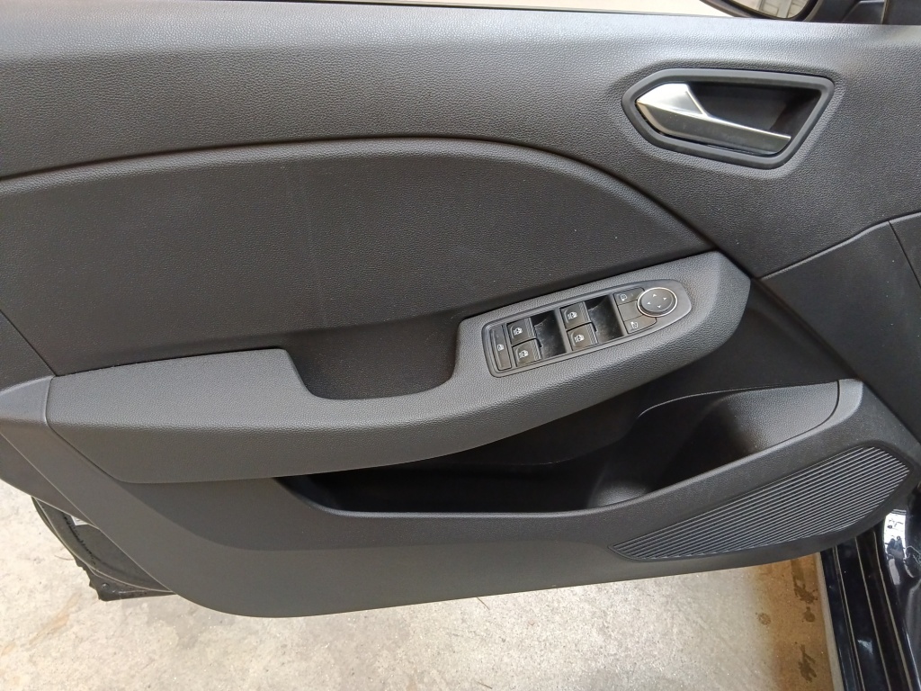 RENAULT Clio 1.5 BLUE DCI 100CH EVOLUTION GSR2 - ref: 72502 - Photo 11