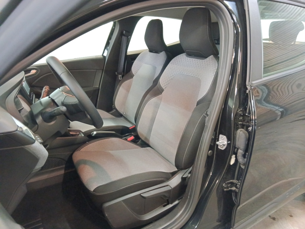 RENAULT Clio 1.5 BLUE DCI 100CH EVOLUTION GSR2 - ref: 72551 - Photo 10