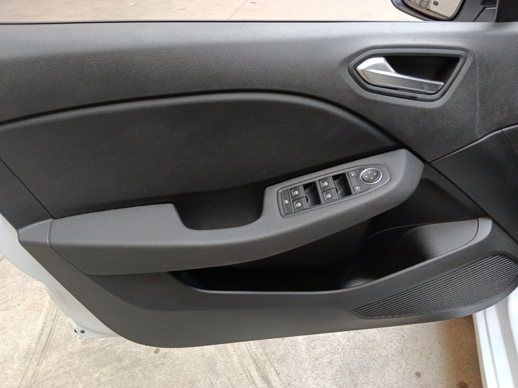 RENAULT Clio 1.5 BLUE DCI 100CH EVOLUTION GSR2 - ref: 72565 - Photo 11