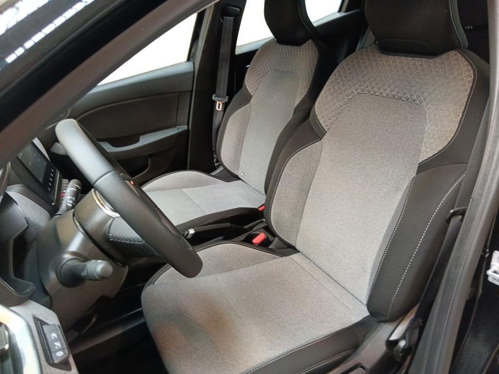 RENAULT Clio 1.5 BLUE DCI 100CH EVOLUTION GSR2 - ref: 72571 - Photo 10