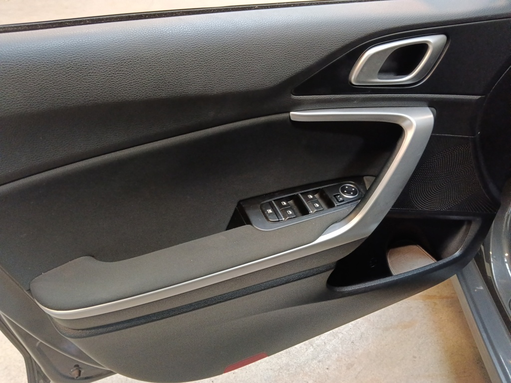 KIA Ceed 1.0 T-GDI 100CH EDITION - ref: 72956 - Photo 11