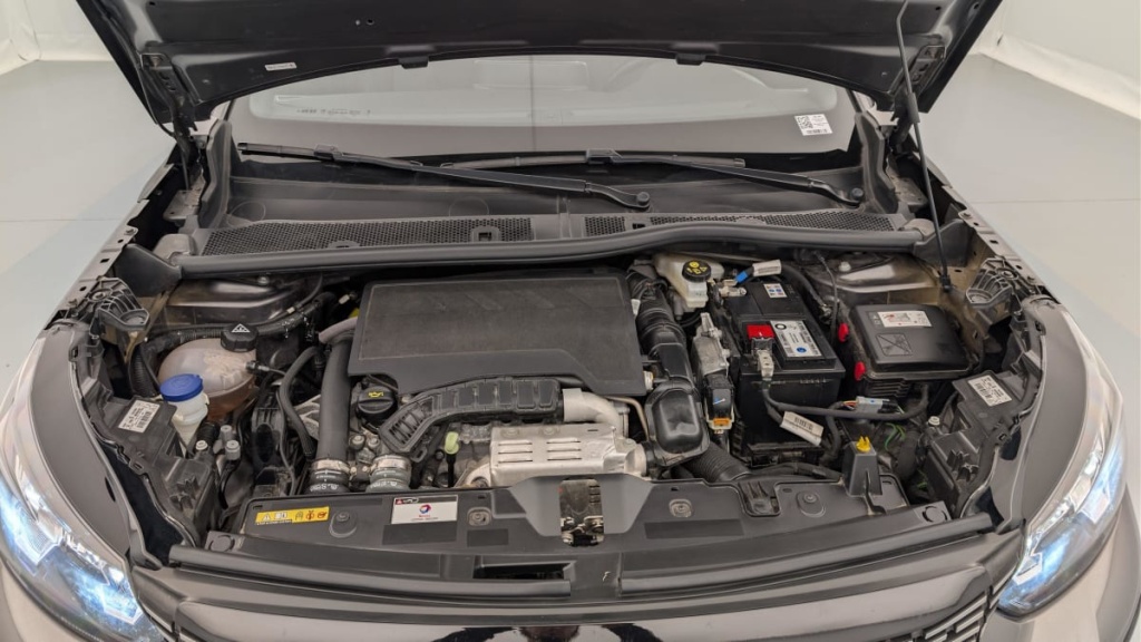 PEUGEOT 2008 PureTech 130 S S BVM6 Allure - ref: 1-292399 - Photo 20