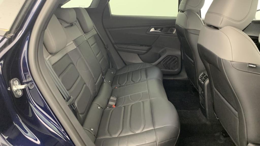 CITROEN C5 X PureTech 130 EAT8 Plus - ref: 1-298252 - Photo 8