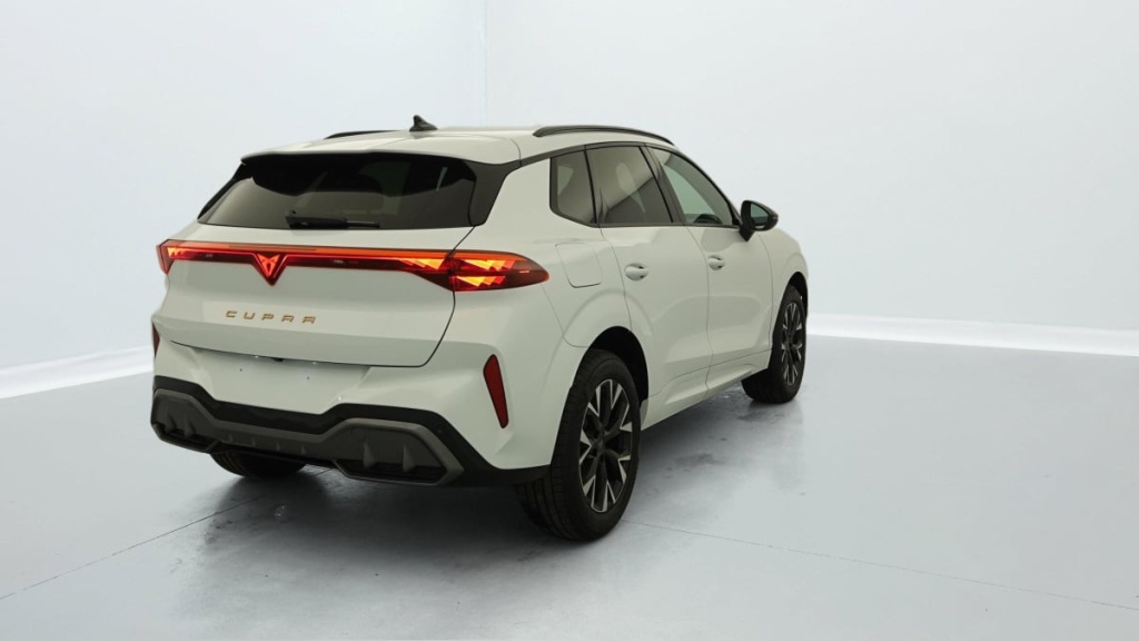 CUPRA Terramar 1.5 eTSI Hybrid 150 ch DSG7 V - ref: 1-306731 - Photo 6