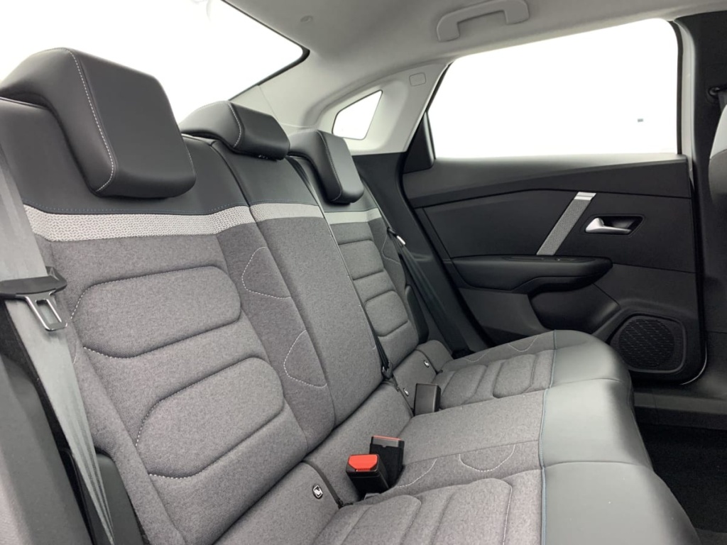 CITROEN C4 X PureTech 130 S S EAT8 Plus - ref: 1-308089 - Photo 8