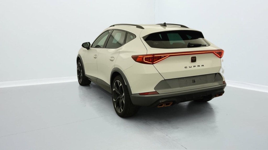 CUPRA FORMENTOR 1.4 E-HYBRID 245 CH DSG6 VZ - ref: 1-309389 - Photo 4