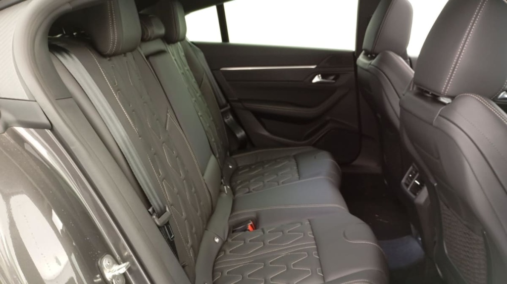 PEUGEOT 508 PureTech 130 ch S S EAT8 GT - ref: 1-310876 - Photo 8