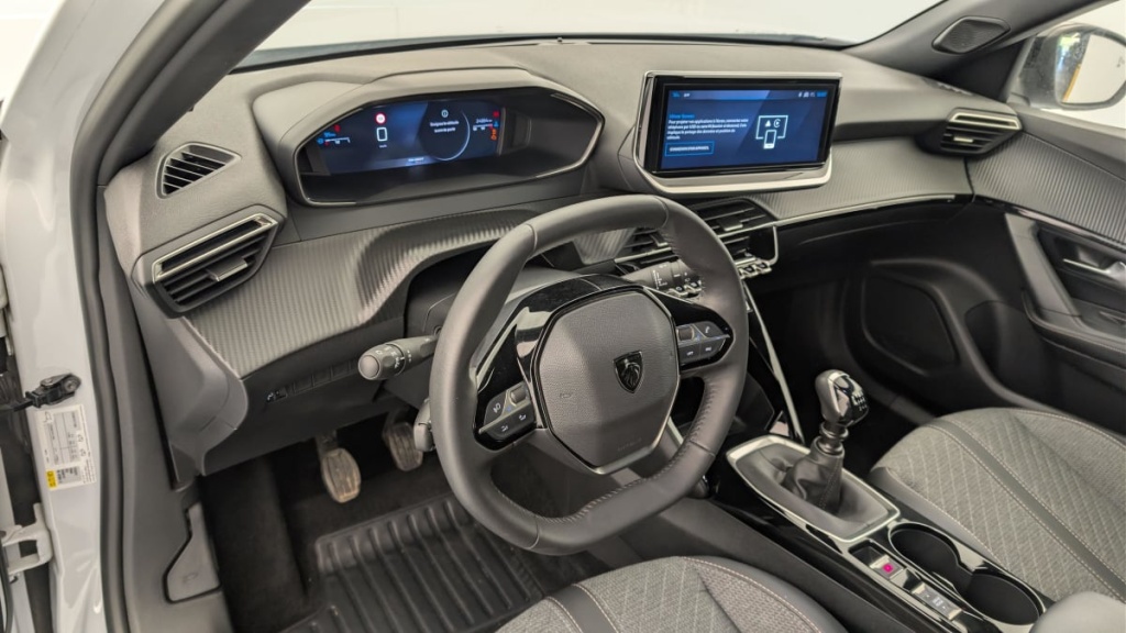 PEUGEOT 2008 PureTech 100 S S BVM6 Allure - ref: 1-313187 - Photo 15