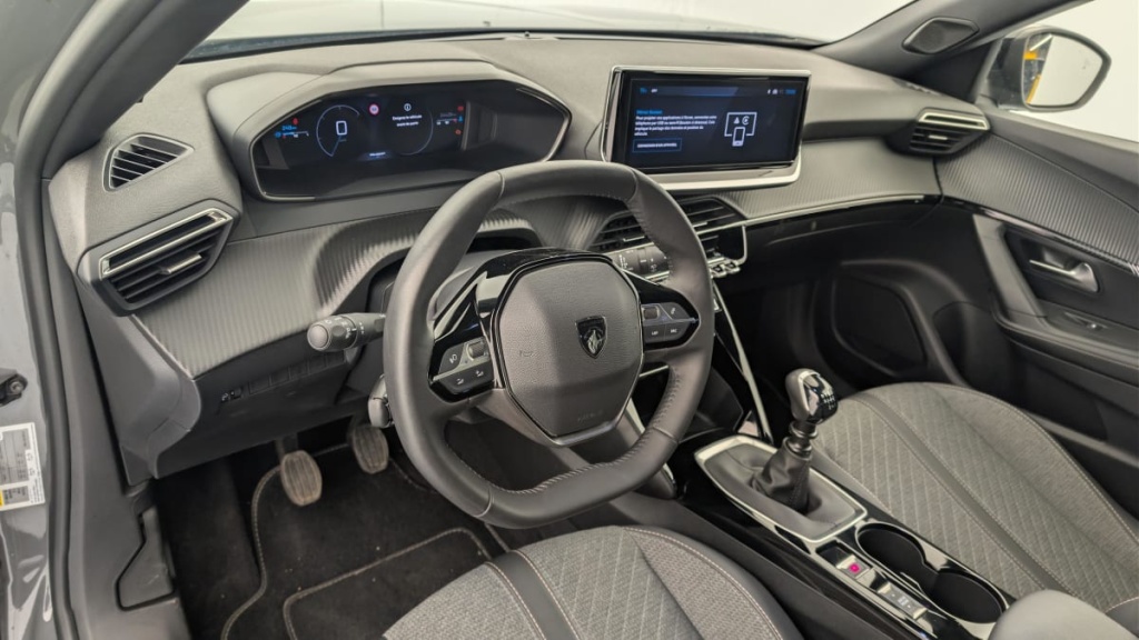 PEUGEOT 2008 PureTech 100 S S BVM6 Allure - ref: 1-313188 - Photo 15