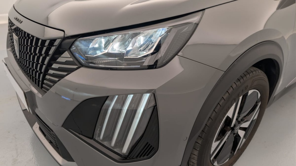 PEUGEOT 2008 PureTech 100 S S BVM6 Allure - ref: 1-313188 - Photo 20