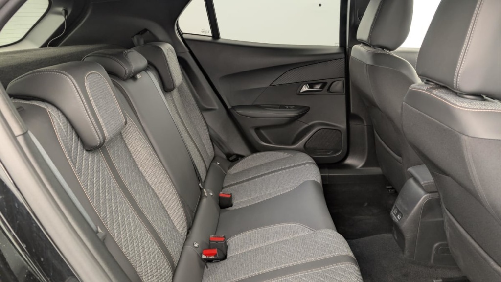 PEUGEOT 2008 PureTech 100 S S BVM6 Allure - ref: 1-313195 - Photo 10