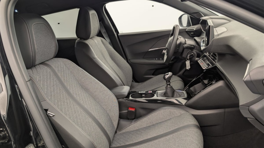 PEUGEOT 2008 PureTech 100 S S BVM6 Allure - ref: 1-313195 - Photo 9