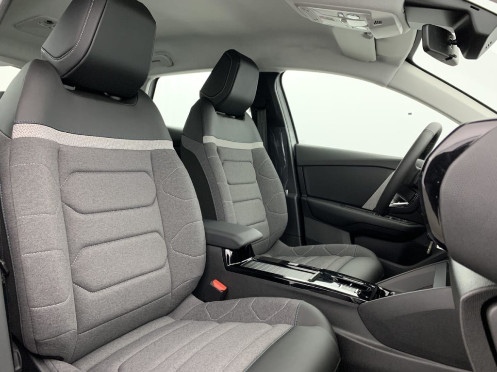 CITROEN C4 PureTech 130 EAT8 Plus - ref: 1-313711 - Photo 7