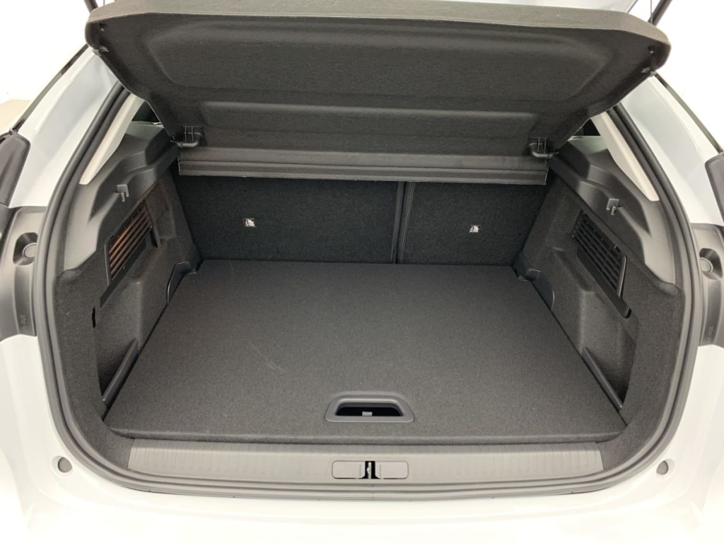 CITROEN C4 PureTech 130 EAT8 Plus - ref: 1-313711 - Photo 9