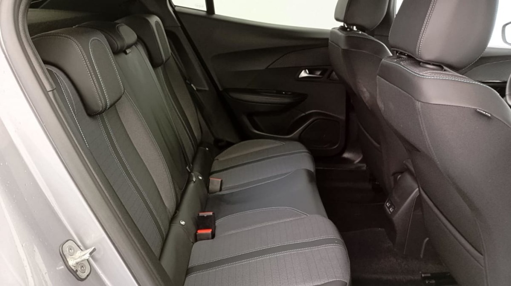PEUGEOT 2008 PureTech 100 S S BVM6 Allure Pack - ref: 1-317868 - Photo 8
