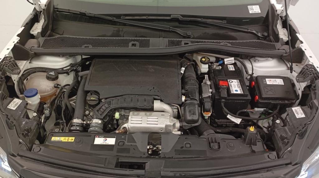 PEUGEOT 2008 PureTech 100 S S BVM6 Allure Pack - ref: 1-317916 - Photo 18