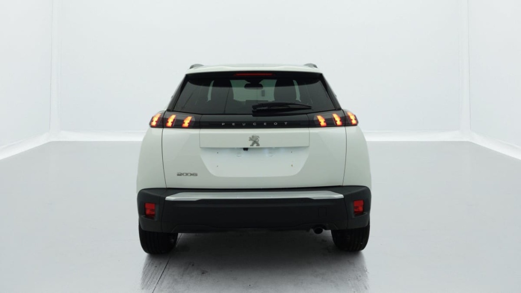 PEUGEOT 2008 PureTech 100 S S BVM6 Allure Pack - ref: 1-317916 - Photo 5