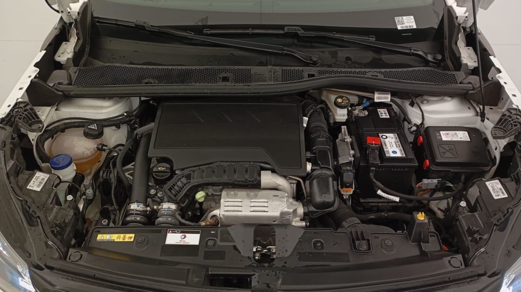PEUGEOT 2008 PureTech 100 S S BVM6 Allure Pack - ref: 1-317957 - Photo 18