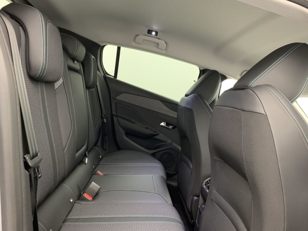 PEUGEOT 308 BlueHDi 130ch S S EAT8 Allure - ref: 1-319474 - Photo 8