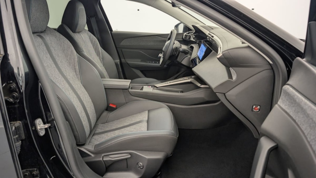 PEUGEOT 408 PureTech 130 ch S S EAT8 Allure - ref: 1-320678 - Photo 7
