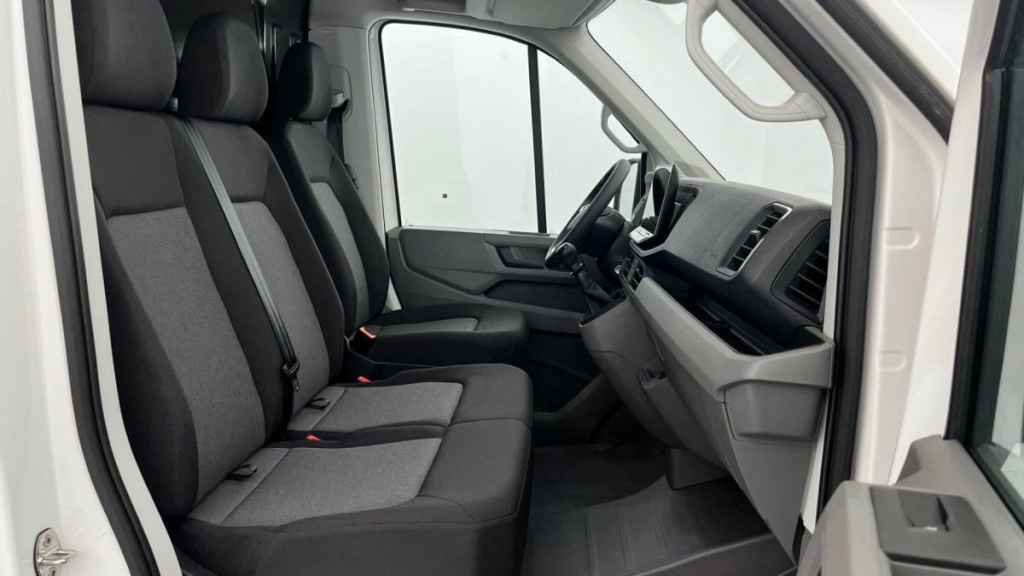 VOLKSWAGEN Crafter 35 L3H2 2.0 TDI 140 CH BUSINESS - ref: 1-320805 - Photo 7