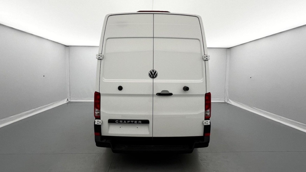 VOLKSWAGEN Crafter 35 L3H3 2.0 TDI 140 CH BUSINESS - ref: 1-320806 - Photo 5