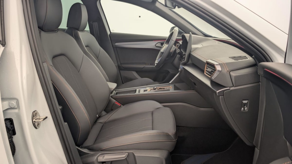 CUPRA FORMENTOR NOUVEAU 1.5 ETSI HYBRID 150 CH DSG7 V - ref: 1-324213 - Photo 7