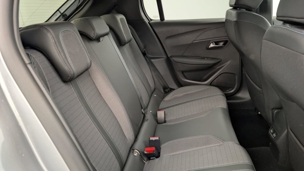 PEUGEOT 208 PureTech 100 S S BVM6 Allure Pack - ref: 1-325760 - Photo 8