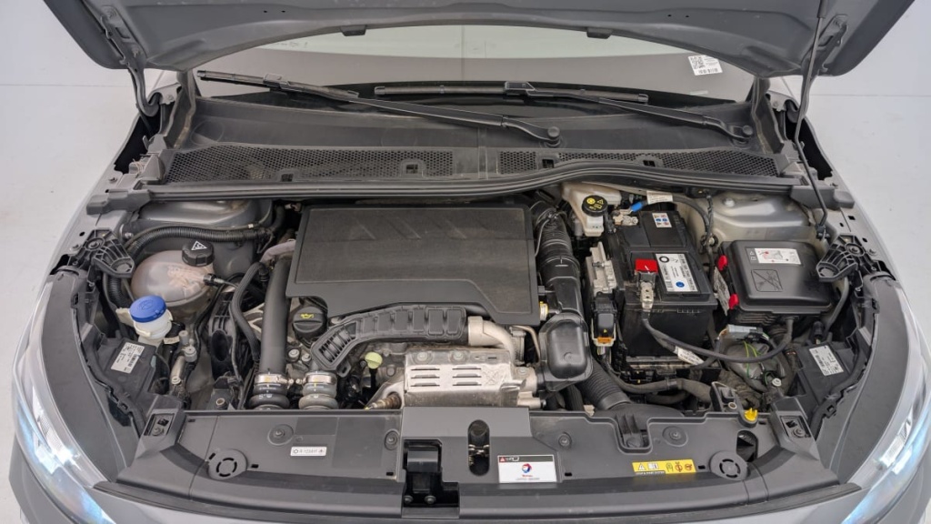 PEUGEOT 208 PureTech 100 S S BVM6 Allure - ref: 1-327652 - Photo 19