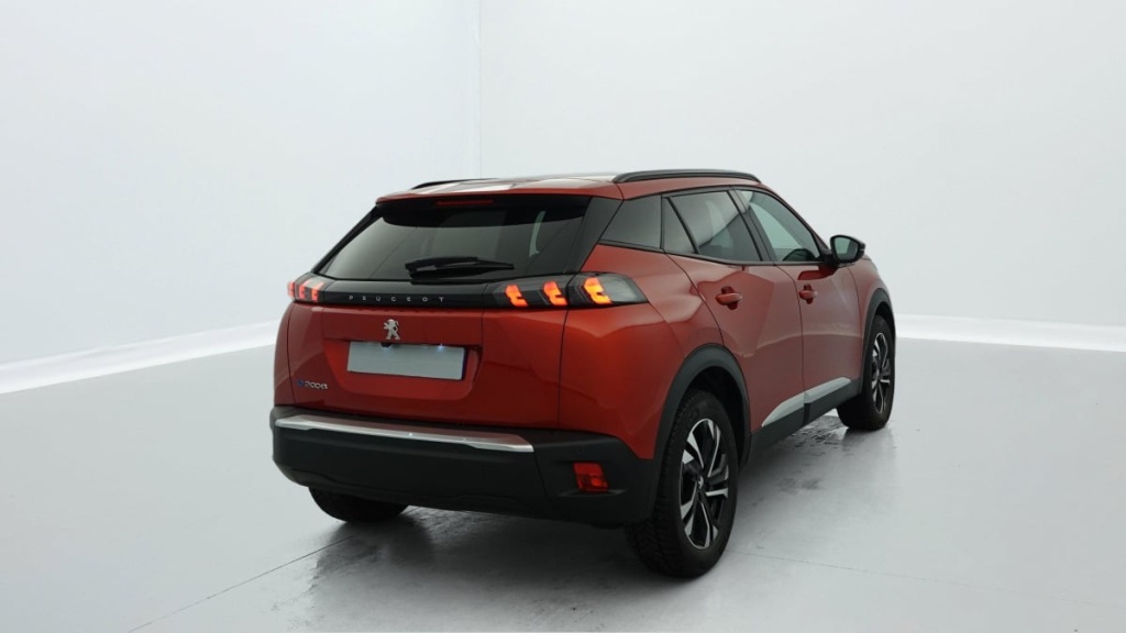 PEUGEOT 2008 ELECTRIQUE 136 CH ALLURE PACK - ref: 1-327972 - Photo 6