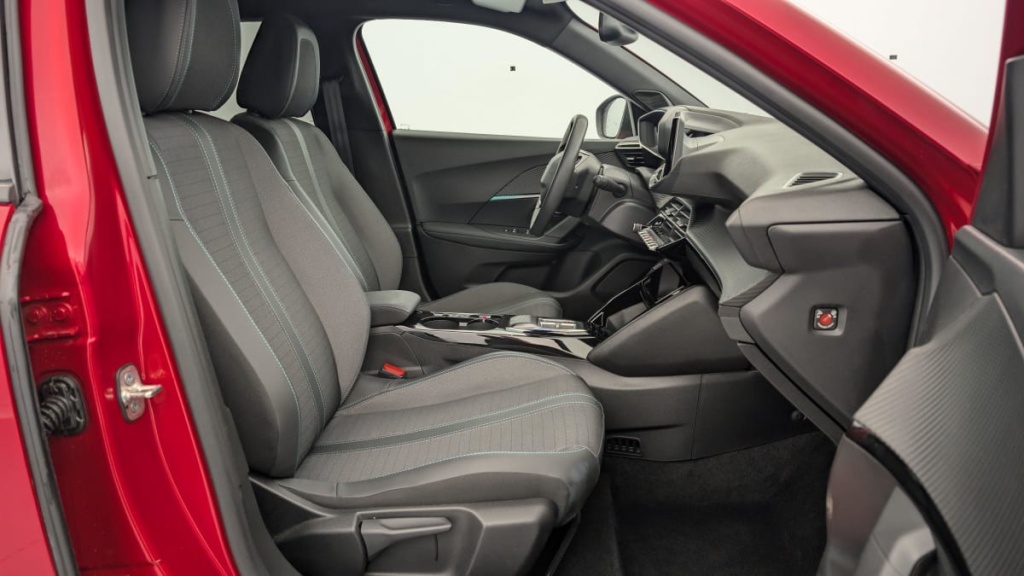 PEUGEOT 2008 ELECTRIQUE 136 CH ALLURE PACK - ref: 1-327972 - Photo 7
