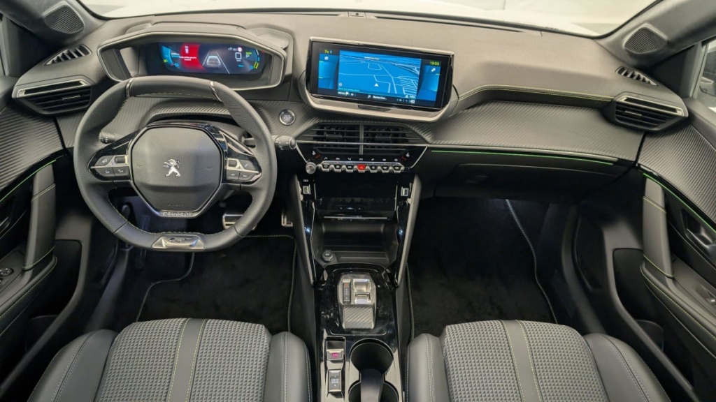 PEUGEOT 208 ELECTRIQUE 50 KWH 136CH GT - ref: 1-328348 - Photo 11