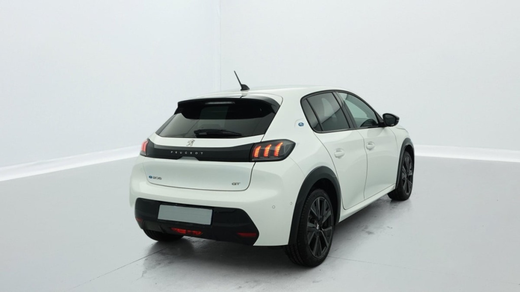 PEUGEOT 208 ELECTRIQUE 50 KWH 136CH GT - ref: 1-328348 - Photo 6