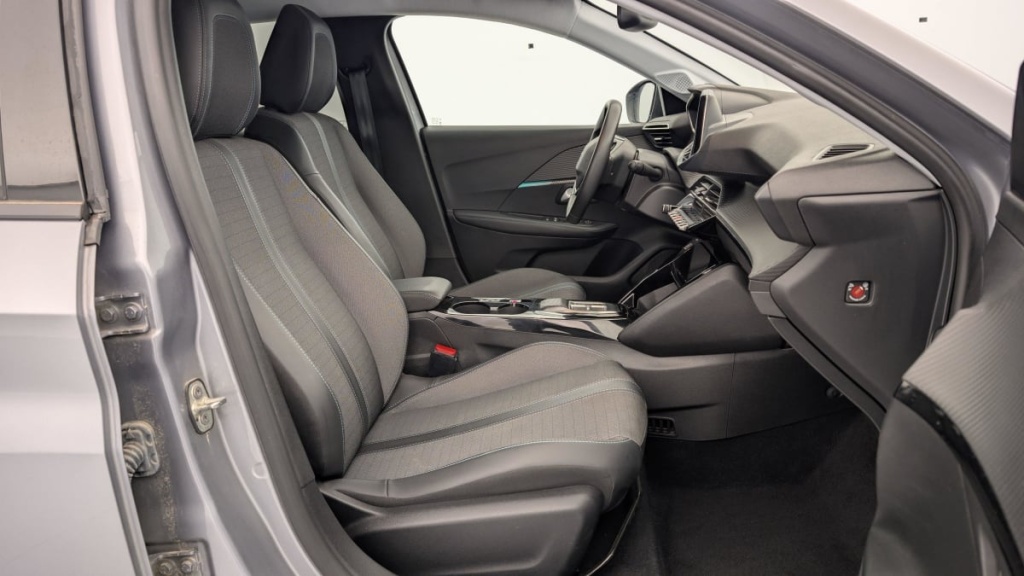 PEUGEOT 208 ELECTRIQUE 50 KWH 136CH ALLURE - ref: 1-328459 - Photo 7