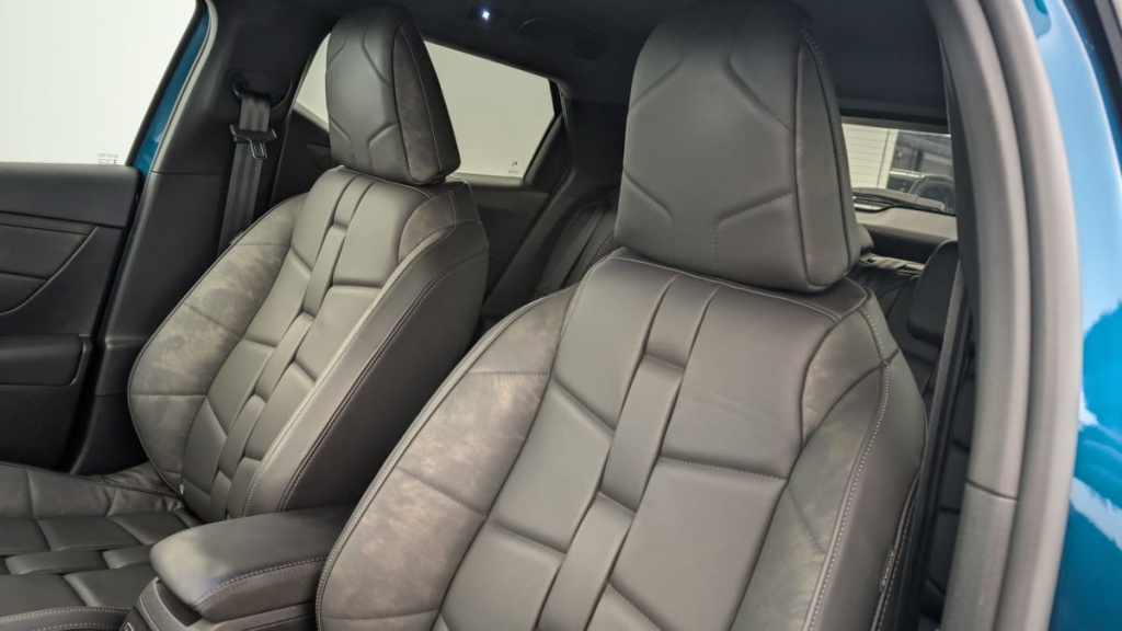 DS ds3 crossback PURETECH 130 EAT8 RIVOLI - ref: 1-329030 - Photo 14