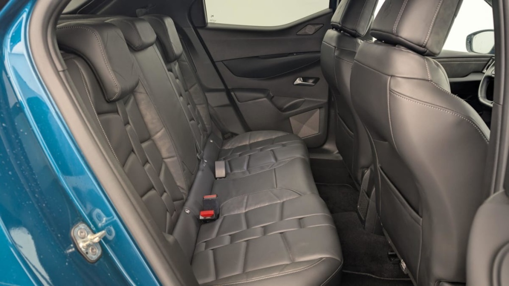 DS ds3 crossback PURETECH 130 EAT8 RIVOLI - ref: 1-329030 - Photo 8