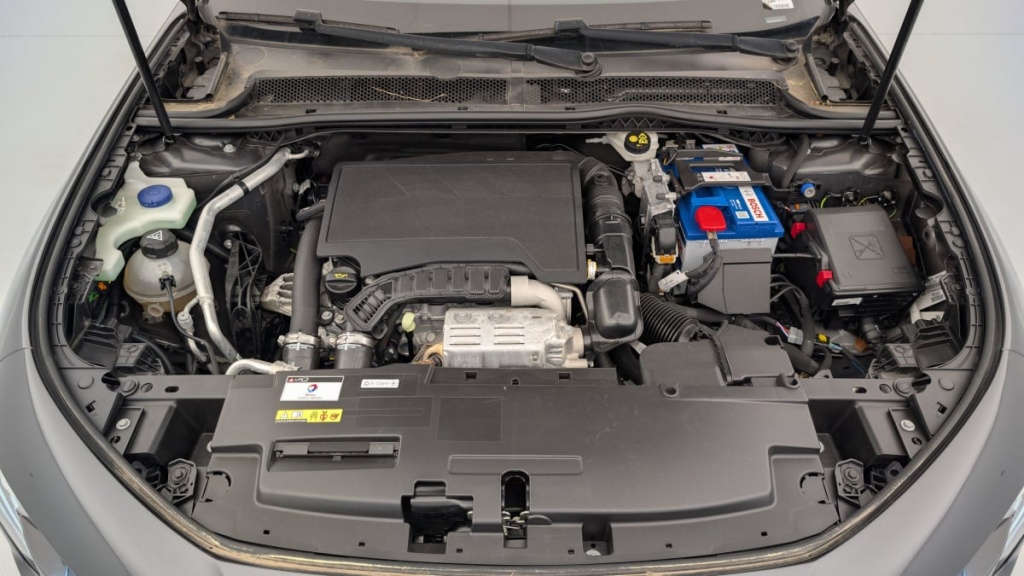 PEUGEOT 508 SW PureTech 130 ch S S EAT8 Allure Pack - ref: 1-330031 - Photo 20