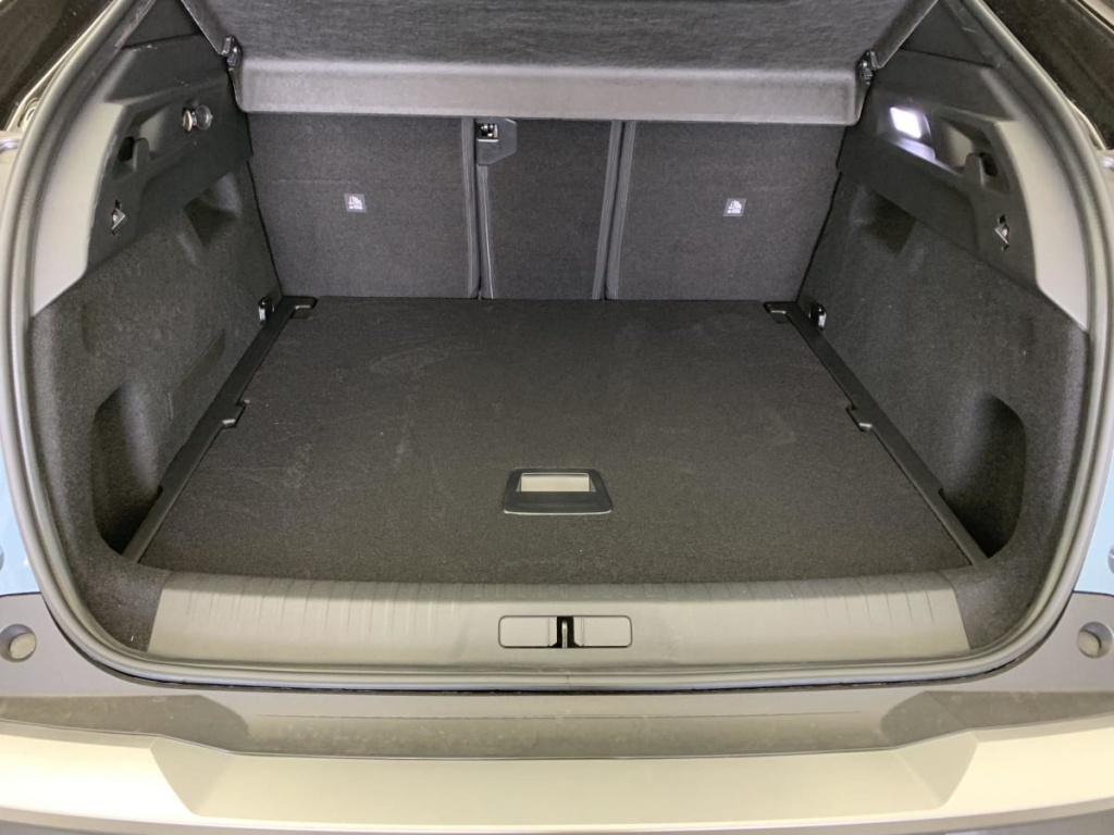 PEUGEOT 3008 Hybrid 145 e-DCS6 GT - ref: 1-330261 - Photo 11