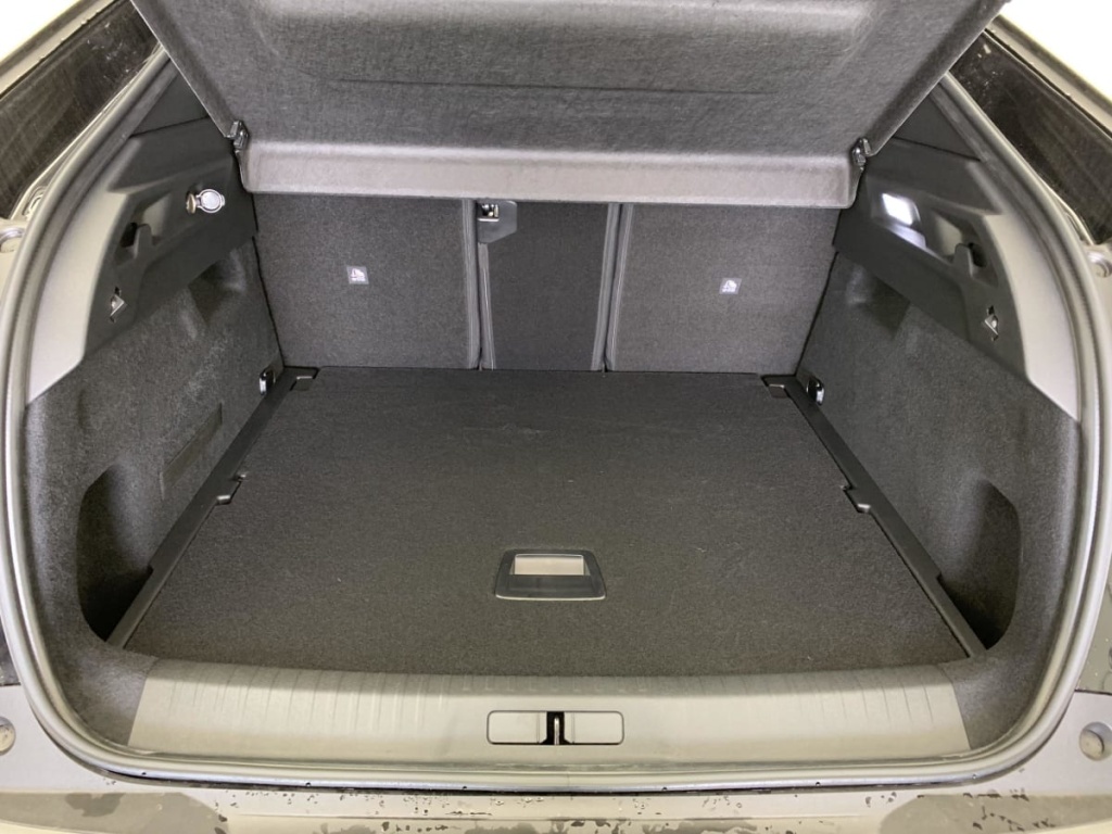 PEUGEOT 3008 Hybrid 145 e-DCS6 GT - ref: 1-330280 - Photo 11