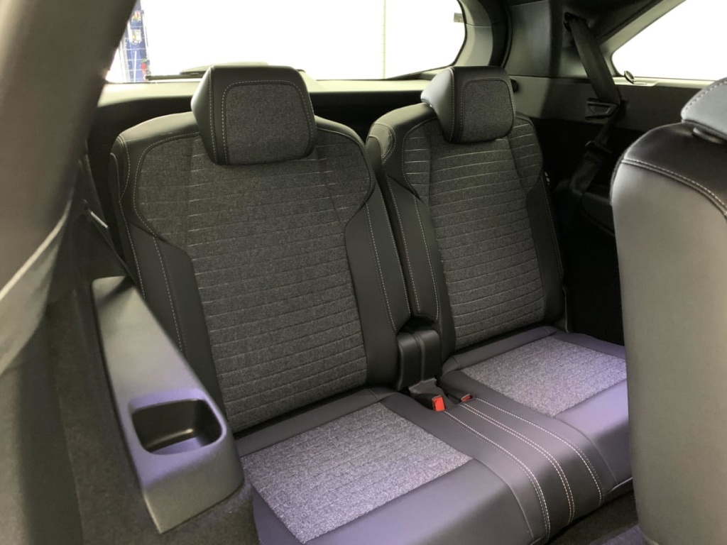 PEUGEOT 5008 Hybrid 145 e-DCS6 Allure - ref: 1-330347 - Photo 11