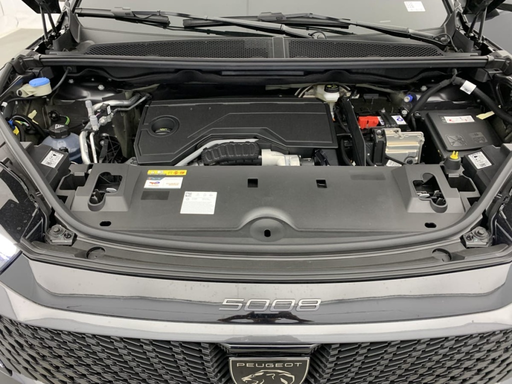 PEUGEOT 5008 Hybrid 145 e-DCS6 GT - ref: 1-330420 - Photo 16