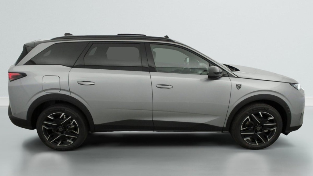 PEUGEOT 5008 Hybrid 145 e-DCS6 GT - ref: 1-330425 - Photo 8