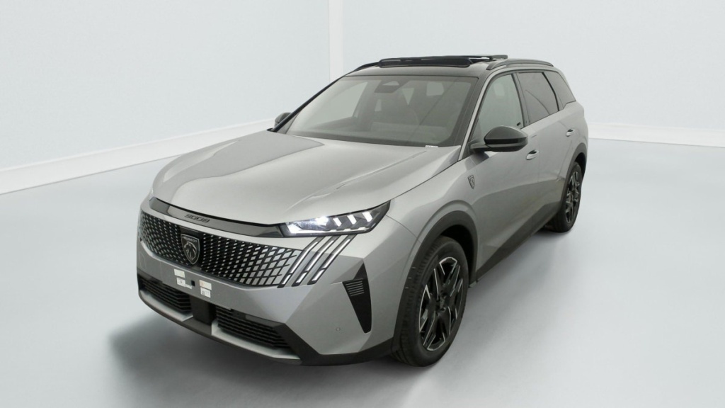 PEUGEOT 5008 Hybrid 145 e-DCS6 GT - ref: 1-330426 - Photo 3