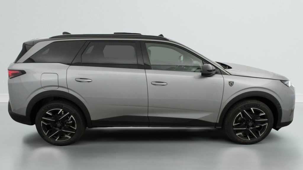 PEUGEOT 5008 Hybrid 145 e-DCS6 GT - ref: 1-330426 - Photo 8