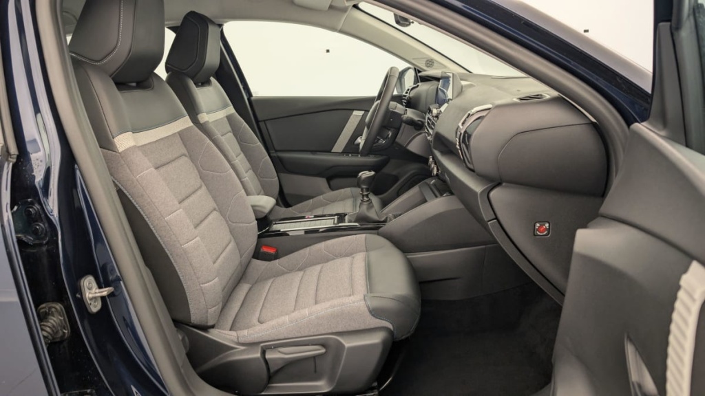 CITROEN C4 PureTech 130 BVM6 Plus - ref: 1-331005 - Photo 9